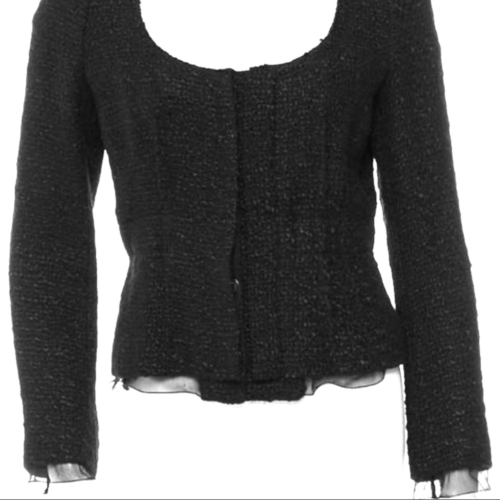 🎶 SOLD 🎶 Prada tweed wool jacket scoop neck